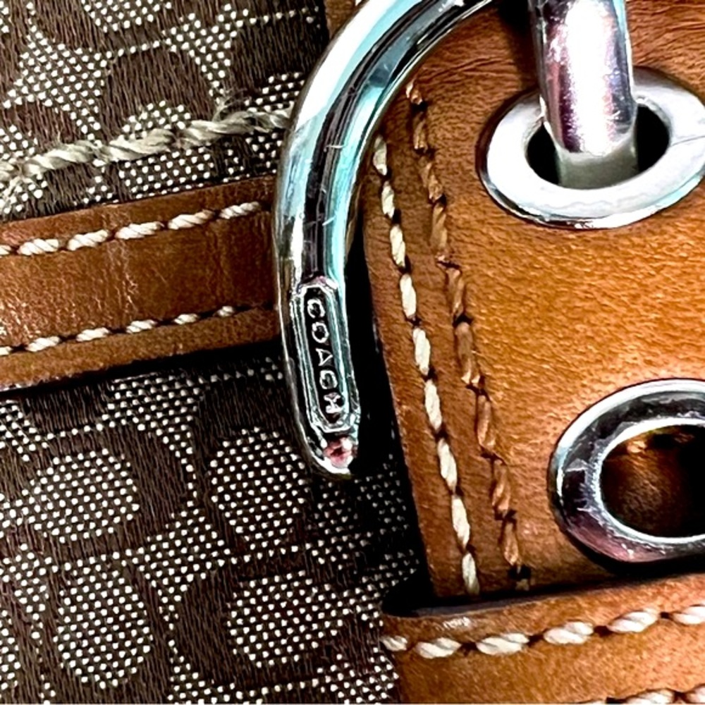 Coach Wristlet Brown Jacquard Signature Two Pockets Buckle Front - Picture 4 of 16